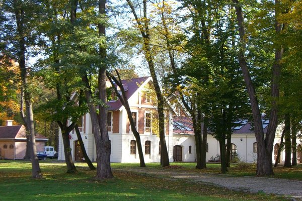 Dom i Biblioteka Sichowska - Dobra Radziwiłów. Fot. Edyta Ruszkowska