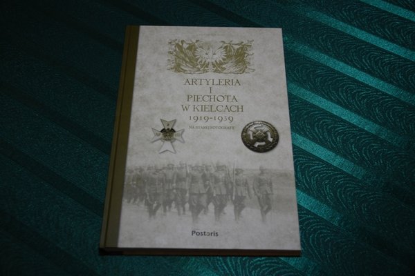 Promocja albumu „Artyleria i piechota w Kielcach 1919-1939 na starej fotografii” - Fot. Agnieszka Markiton