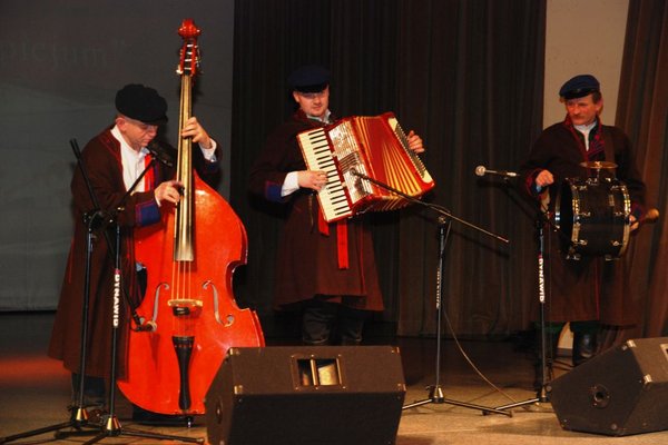 Koncert i aukcja na rzecz Hospicjum im. Błogosławionej Matki Teresy z Kalkuty w Kielcach - Adam Młodawski, Grzegorz Michta, Piotr Grzegorczyk
Fot. Barbara Jankowska-Piróg