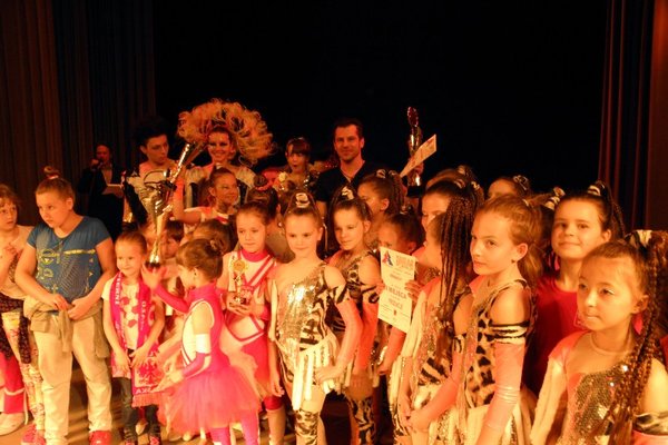 XI Świętokrzyskie Konfrontacje Dziecięcych i Młodzieżowych Zespołów Tanecznych - Fot. Tomasz Irski