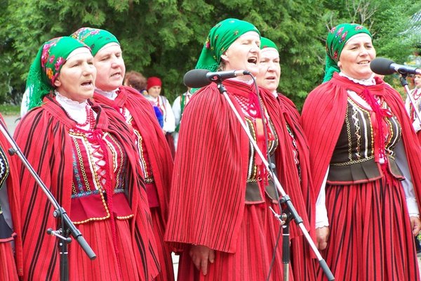 XXXVII Buskie Spotkania z Folklorem - Zespół Śpiewaczy Makoszyńskie PrzepióreczkiFot. Krzysztof Herod