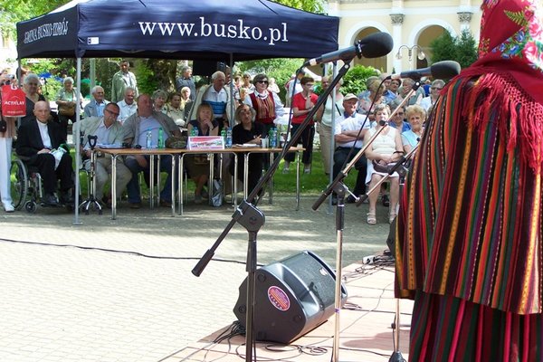XXXVII Buskie Spotkania z Folklorem - Fot. Krzysztof Herod