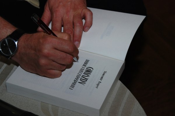 Sławomir Koper - Sławomir Koper osobiście podpisywał książkę 