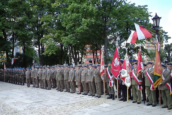 Święto Wojska Polskiego - Uroczystości pod pomnikiem Czynu Legionowego w Kielcach. Fot. Edyta Ruszkowska