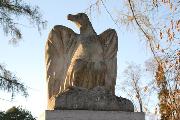 Młodzi pamiętają - Strzelcy z WDK na grobach żołnierzy
Foto Marcin Janaszek