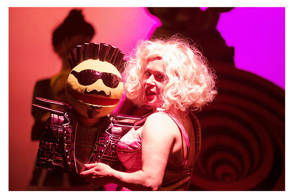 „O Pryszczycerzu i Królewnie Pięknotce”