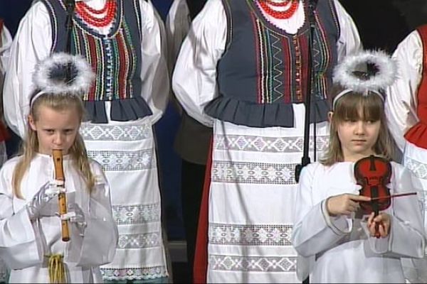 XXII Świętokrzyski Przegląd Kolęd i Pastorałek - Zespół Pieśni i Tańca Sorbin - Portal Informacji Kulturalnej