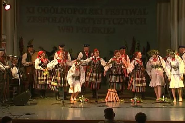 Zespół Folklorystyczny SAMI SWOI - Portal Informacji Kulturalnej