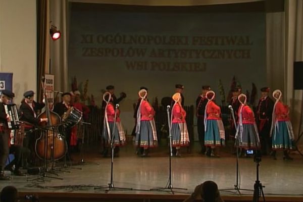 Zespół Pieśni i Tańca ZIEMI KUTNOWSKIEJ - Portal Informacji Kulturalnej