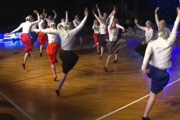 XXIII Ogólnopolskie Konfrontacje Zespołów Tanecznych Małogoszcz 2017- Inne formy powyżej 15 lat - Portal Informacji Kulturalnej