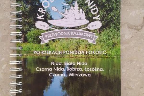 Przewodnik kajakowy „Królestwo Nidy”