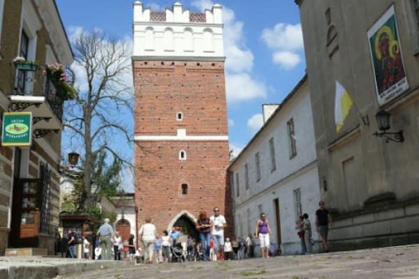 Pieśni majowe z Bramy Opatowskiej